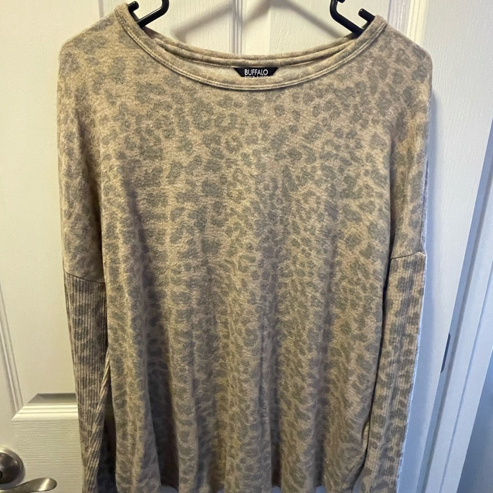Long sleeve sweater